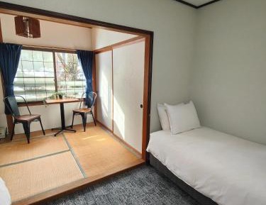 Twin Room with Shared Bathroom