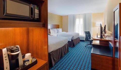 Queen Room with Two Queen Beds and Roll-in Shower - Mobility and Hearing Accessible