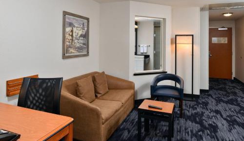 One-Bedroom Junior King Suite with Sofa Bed - Second or Third Floor/Hearing Accessible