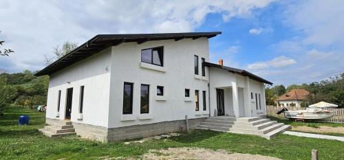 Seven-Bedroom House
