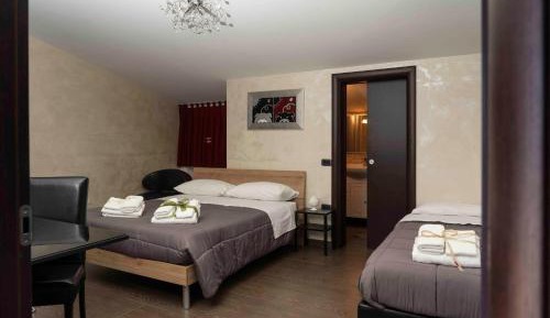 Triple Room with Private Bathroom