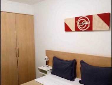 One-Bedroom Apartment with View