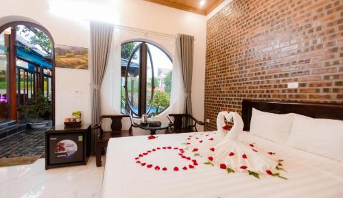 Deluxe Double Room with Bath