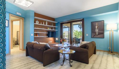 Apartment with Terrace