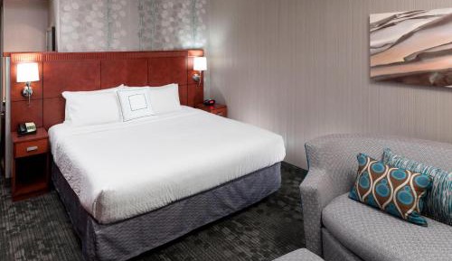 King Room with Sofa Bed