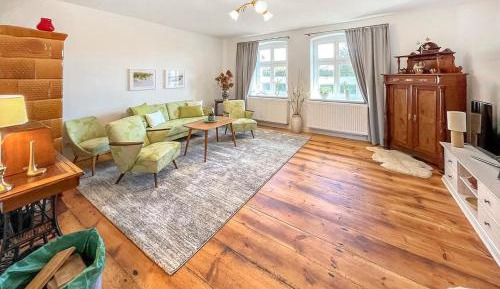 One-Bedroom Holiday Home