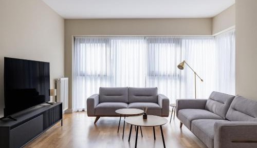 Three-Bedroom Apartment - High Floor