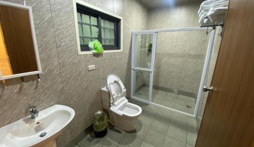 Quadruple Room with Private Bathroom