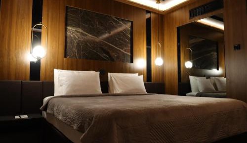 Business Double Room with Balcony