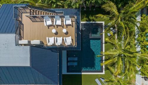 Four-Bedroom Holiday Home