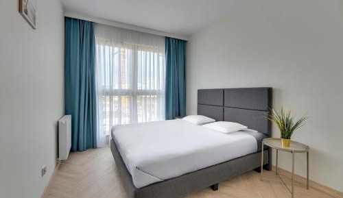 Two-Bedroom Deluxe Apartment with Balcony