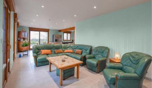 Four-Bedroom Holiday Home