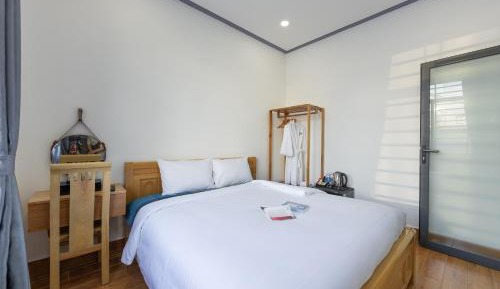 Two-Bedroom Deluxe Apartment