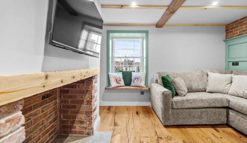 Three-Bedroom Cottage