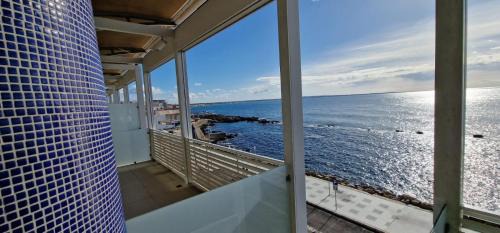 One-Bedroom Apartment with Sea View
