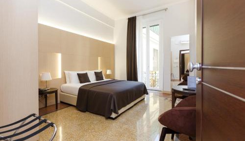 Deluxe Double or Twin Room with Balcony