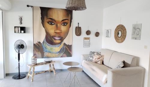 Apartment with Garden View