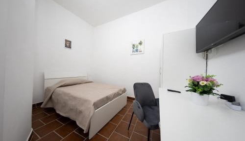 Single Room with Private Bathroom