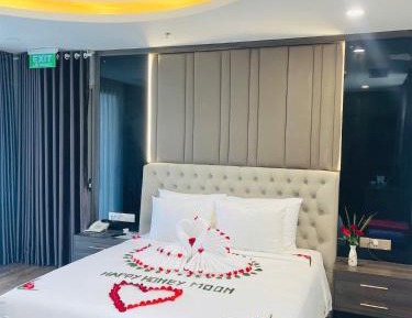 King Room with Balcony
