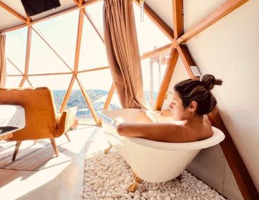 Deluxe Double Room with Bath