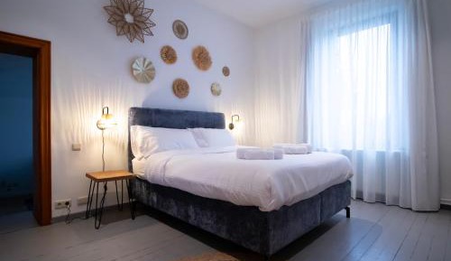 Large Double Room