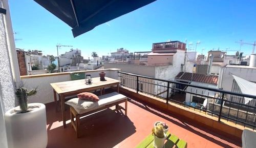 Studio Apartment with Sea View