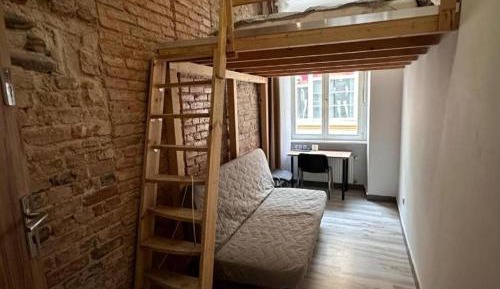 Economy Triple Room with Shared Bathroom
