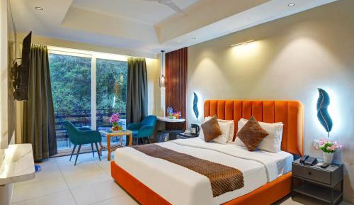 King Room with Balcony
