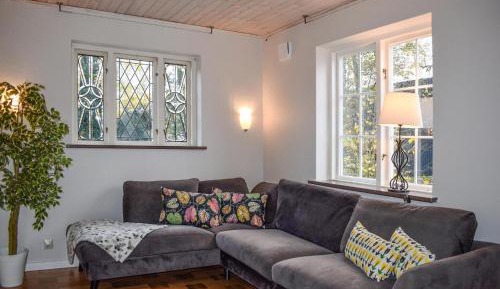 Three-Bedroom Holiday Home 