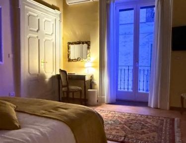 Double or Twin Room with Private External Bathroom