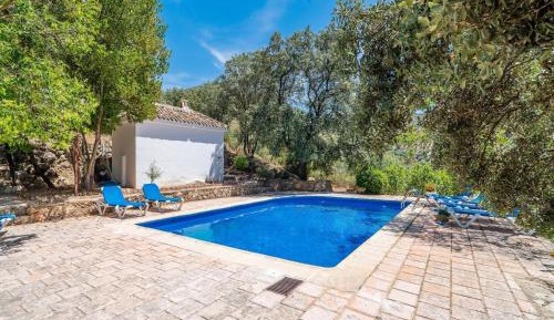 Five-Bedroom Holiday Home