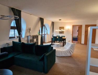 One-Bedroom Apartment with View