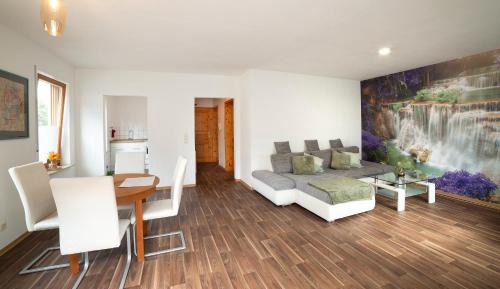 Superior One-Bedroom Apartment with Balcony