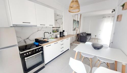 Two-Bedroom Deluxe Apartment with Balcony