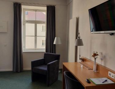 Single Room with Private Bathroom