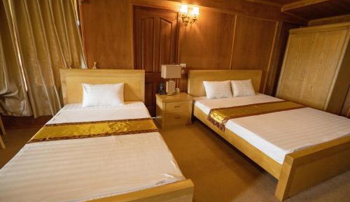Standard Queen Room