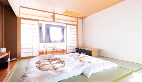 Japanese-Style Room