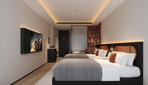 Standard Queen Room - No Window 