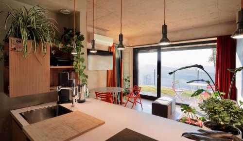Superior One-Bedroom Apartment