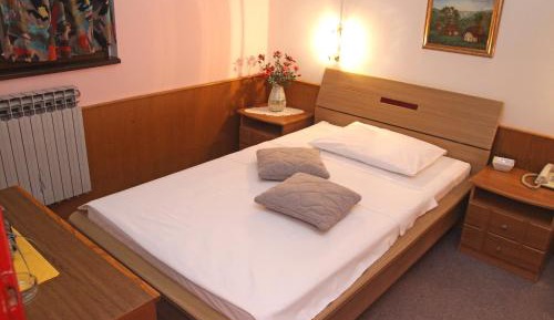 Single Room with Bathroom