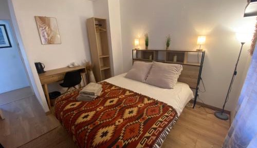 Standard Double Room with Shared Bathroom