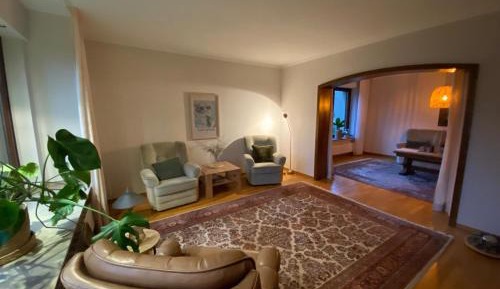 Superior One-Bedroom Apartment