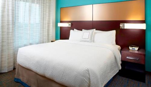 One-Bedroom King Suite