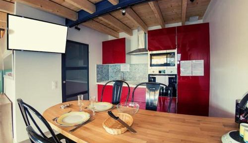 One-Bedroom Apartment with Terrace