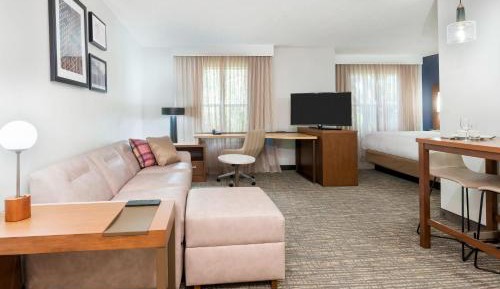 Queen Studio with Sofa Bed