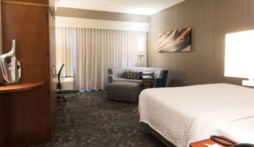 King Room with Sofa Bed