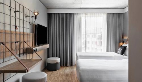 Moxy Sleeper Guest room with 2 Twin/Single Bed(s)
