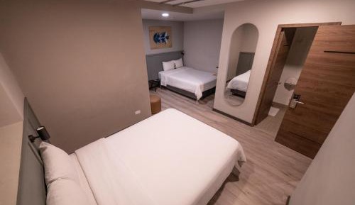 Room #928946211