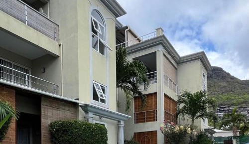 Three-Bedroom Premium Apartment with Balcony