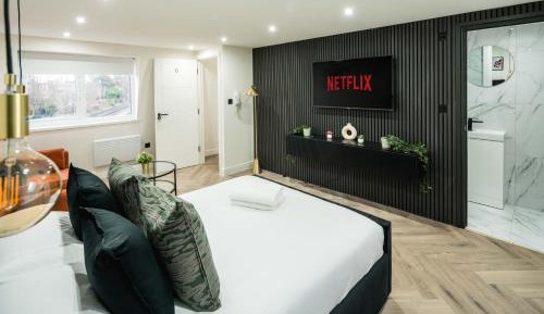 Deluxe Double Studio